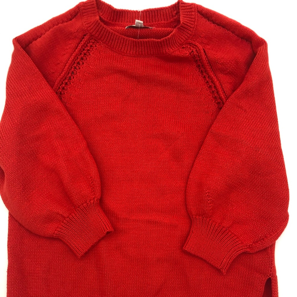 NEVER WORN Sweater